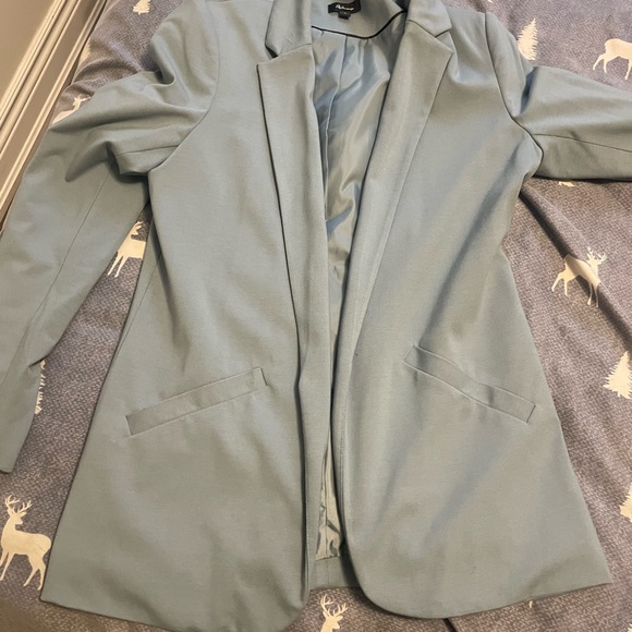 Cost and blazers - Picture 11 of 11